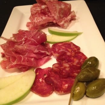 Acero - Meat plate - Italian Near Me - Maplewood, Missouri