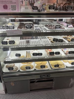 Lady Quack's Bakery and Cake Shop by null