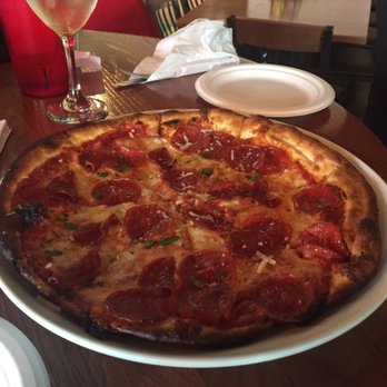 Grizzly's - Pizza! - Beer Bar Near Me - Stratton, Vermont