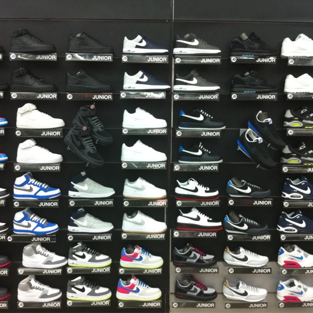 nike shoes in outlet