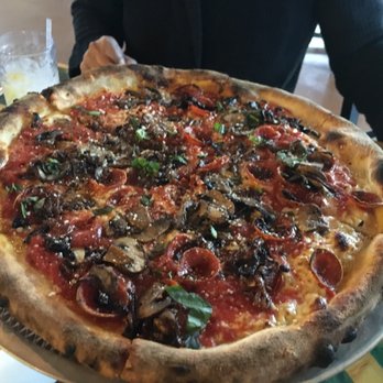 Zoli's NY Pizza - Pizza looked yummy, but it wasn't that good. Ok is all I can say. - Pizza Near Me - Addison, Texas Zoli's NY Pizza - Pizza looked yummy, but it wasn't that good. Ok is all I can say. - Pizza Near Me - Addison, Texas