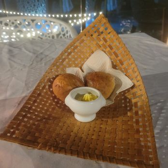 Mar y Vino - Complimentary Bread Basket - Lounges Near Me - Puerto Vallarta, JAL