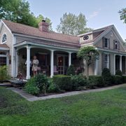 Creekside Cabins Bed Breakfast 12 Wegman Rd Livingston