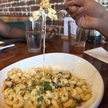 Auburn Alehouse - MAC-N-CHEESE with bacon added!!!! - American Near Me - Auburn, California Auburn Alehouse - MAC-N-CHEESE with bacon added!!!! - American Near Me - Auburn, California