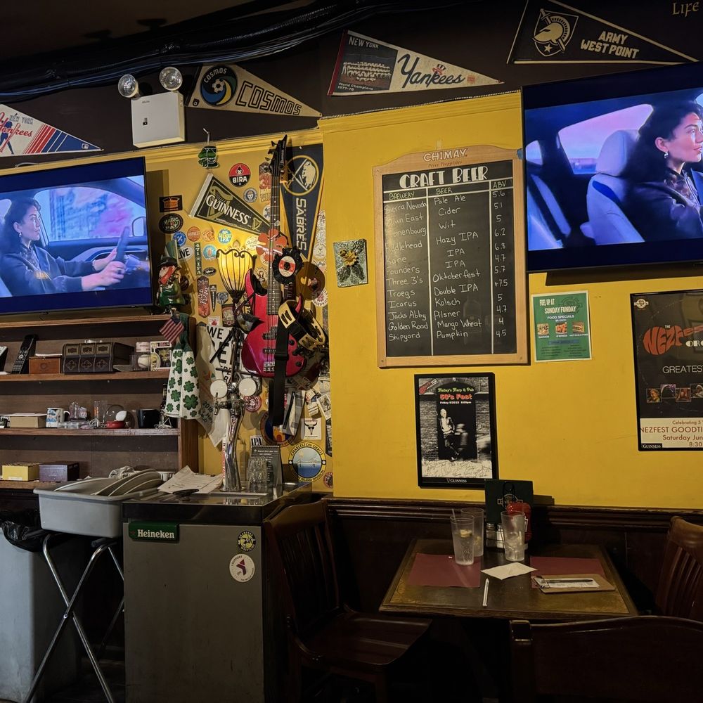 Hailey's Harp and Pub - Irish Near Me - Metuchen, New Jersey
