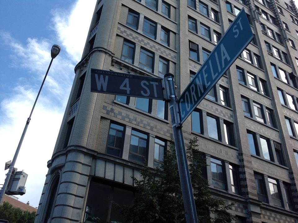 MAILBOX NYC Updated September 2024 10 Photos & 25 Reviews 174 W