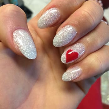 Levue Nails & Spa - Nails done by Cindy - Nail Salons Near Me - Bellevue, Washington