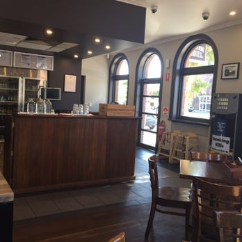 The Station Hotel - Entrance bar section - Steakhouses Near Me - Footscray, VIC