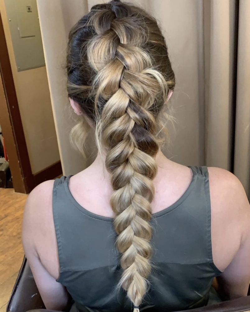 Hair by Alisha Logo