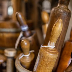 Strasburg Antique Market - Strasburg, PA Lancaster County