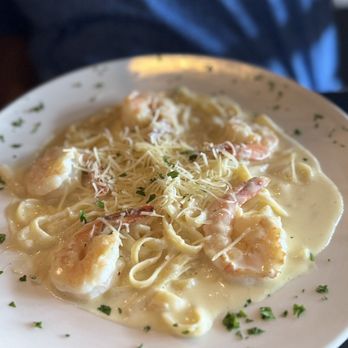 Italiannis Restaurant - Fettuccine with Shrimp - Italian Near Me - Hurst, Texas Italiannis Restaurant - Fettuccine with Shrimp - Italian Near Me - Hurst, Texas