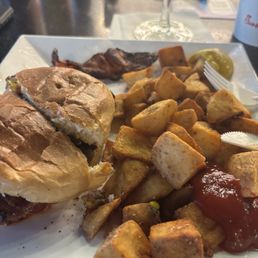 Breakfast burger no egg. Meh. Breakfast burger no egg. Meh.
