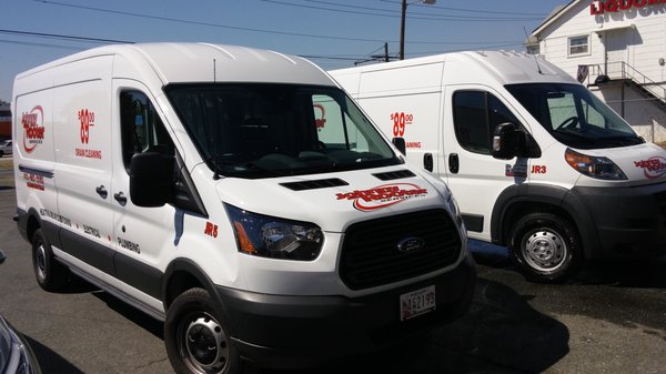 Johnny Rooter Services Logo