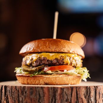 TWIN PEAKS - Updated March 2026 - 455 Photos & 720 Reviews - 2135