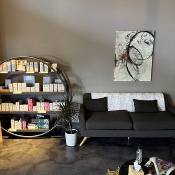 Therapeutix Mind & Body - Waiting lobby - Waxing Near Me - Clinton, Utah Therapeutix Mind & Body - Waiting lobby - Waxing Near Me - Clinton, Utah