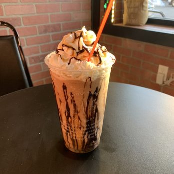 Bella Beans Cafe - Bakeries Near Me - Staten Island, New York