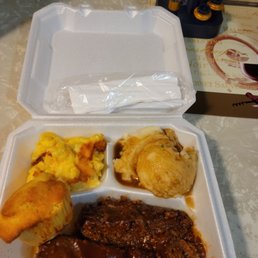 BBQ meatloaf, Mac and cheese, mashed potatoes and gravy, biscuit BBQ meatloaf, Mac and cheese, mashed potatoes and gravy, biscuit