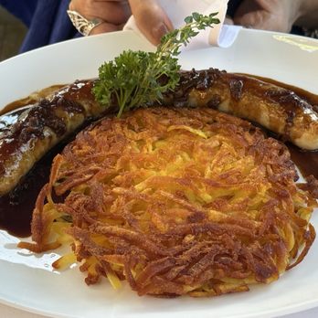 Restaurant Kaiserstock - Sausage and rosti - Bakeries Near Me - Riemenstalden, SZ Restaurant Kaiserstock - Sausage and rosti - Bakeries Near Me - Riemenstalden, SZ