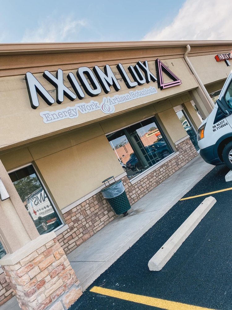 AXIOM LUX Updated June 2024 13 Photos 6725 W Central Ave, Toledo