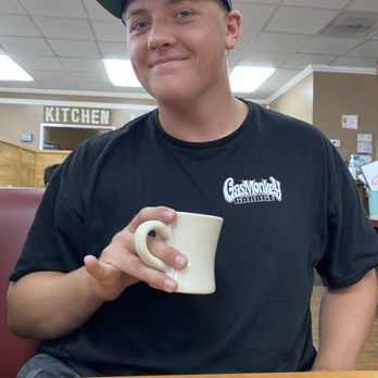 Lindo’s Diner - Amazing coffee - American Near Me - Yucaipa, California