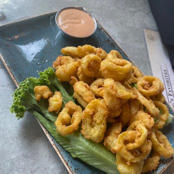 44 & King - calamari - Pubs Near Me - Myrtle Beach, South Carolina