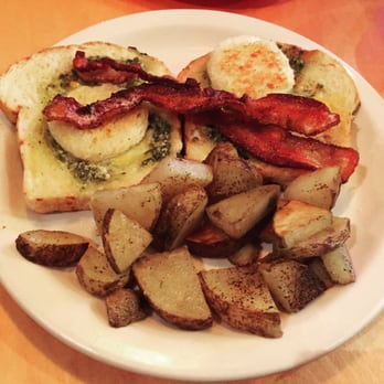 Arturo's Underground Cafe - Cafes Near Me - Austin, Texas