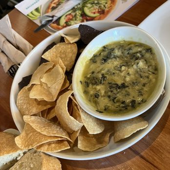 California Pizza Kitchen - Spinach Artichoke Dip - Pizza Near Me - Chula Vista, California