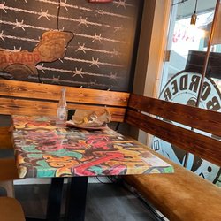 La Border - Interior pic