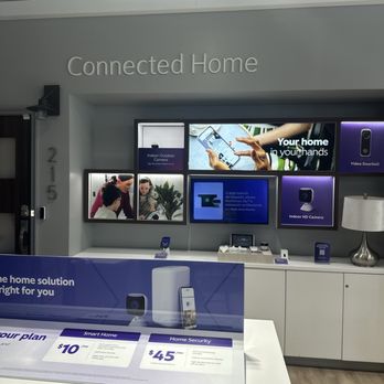 1. Xfinity Store by Comcast