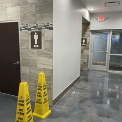 Shell - Spacious bathrooms