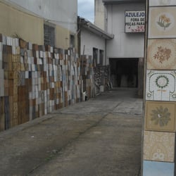 Quebra Galho Comércio de Azulejos e Pisos