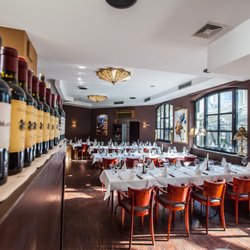 PRIVATE DINING ROOM