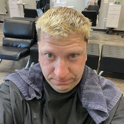 TONI&GUY Salon