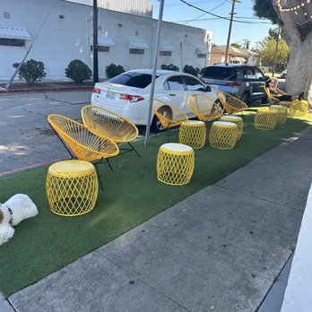 Ginger’s Divine Ice Creams - Outside seating area - Ice Cream & Frozen Yogurt Near Me - Los Angeles, California Ginger’s Divine Ice Creams - Outside seating area - Ice Cream & Frozen Yogurt Near Me - Los Angeles, California