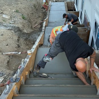 Dess Cleaning Services - Concrete steps building - Flooring Near Me