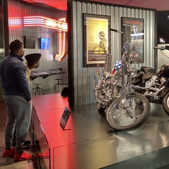 Harley-Davidson Museum - Museums Near Me - Milwaukee, Wisconsin Harley-Davidson Museum - Museums Near Me - Milwaukee, Wisconsin