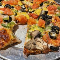 Monical's Pizza - Small Veggie pizza (thin crust)