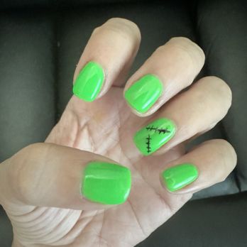 Elite Nails - Green Halloween themed nails - Nail Salons Near Me - New Milford, New Jersey Elite Nails - Green Halloween themed nails - Nail Salons Near Me - New Milford, New Jersey
