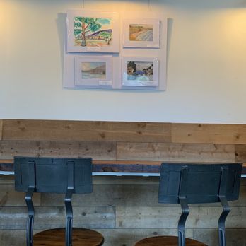 Lucky Llama Coffee - Interior - Acai Bowls Near Me - Carpinteria, California Lucky Llama Coffee - Interior - Acai Bowls Near Me - Carpinteria, California