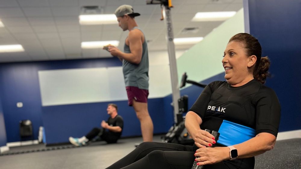 Peak Fitness Logo