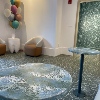 Tend Dental Kendall Square - The lobby with the Brush room on the right - General Dentistry Near Me - Boston, Massachusetts