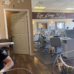 Topline Nails - Inside of salon