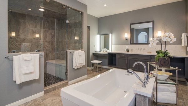 Noy Contracting Logo