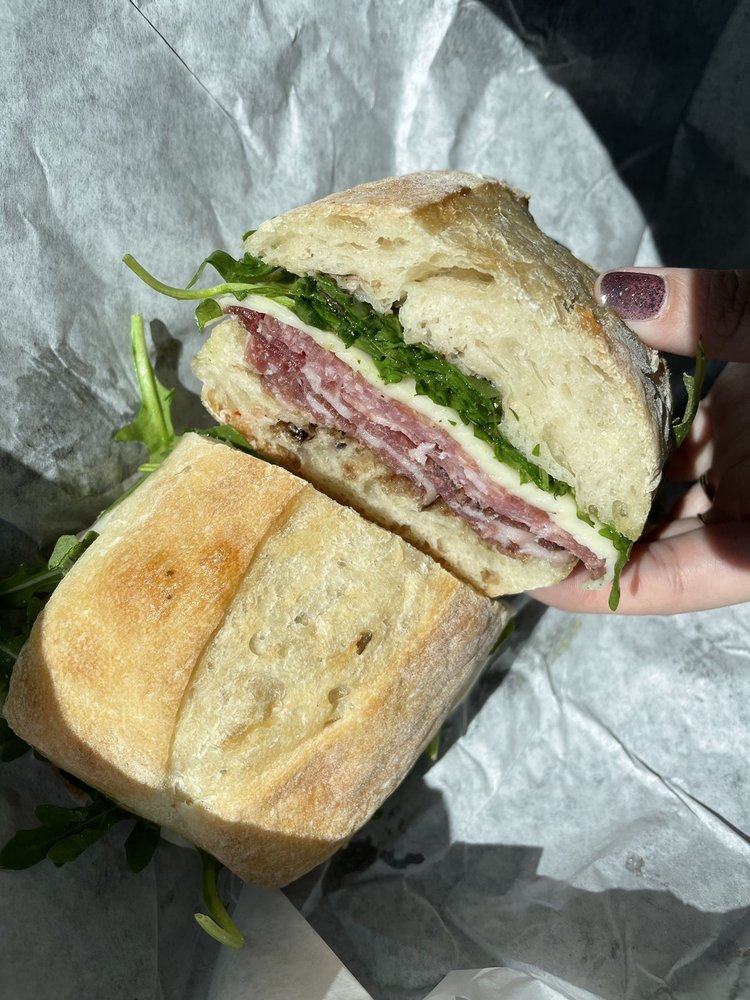 GAETANO’S MARKET & DELI 20 Photos & 23 Reviews 1004 Commercial St