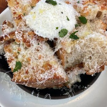 North Italia - Garlic truffle bread - Italian Near Me - Phoenix, Arizona