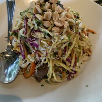 131 MAIN Restaurant - Thai steak salad - American Near Me - Cornelius, North Carolina