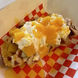 Mango & Cream Cheese Croiffle Mango & Cream Cheese Croiffle