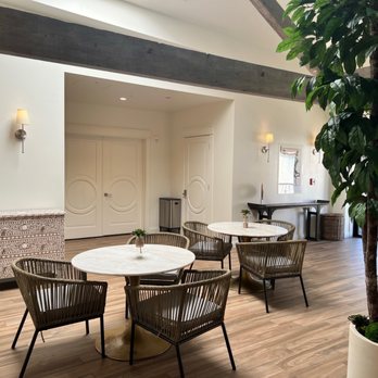 The Winston - A really nice opened community area if you want to get work outside of your room - Hotels Near Me - Solvang, California The Winston - A really nice opened community area if you want to get work outside of your room - Hotels Near Me - Solvang, California