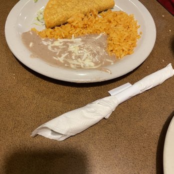 La Fiesta Mexican Restaurant - Children's Beef Taco (hard) with cheese and lettuce inside ; refried beans with cheese and Mexican rice as side. - Mexican Near Me - Fairburn, Georgia La Fiesta Mexican Restaurant - Children's Beef Taco (hard) with cheese and lettuce inside ; refried beans with cheese and Mexican rice as side. - Mexican Near Me - Fairburn, Georgia