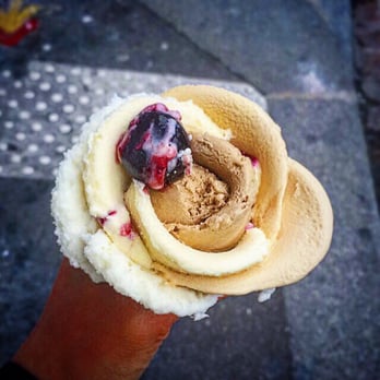 Amorino - Small cone - Ice Cream & Frozen Yogurt Near Me - Paris, 75